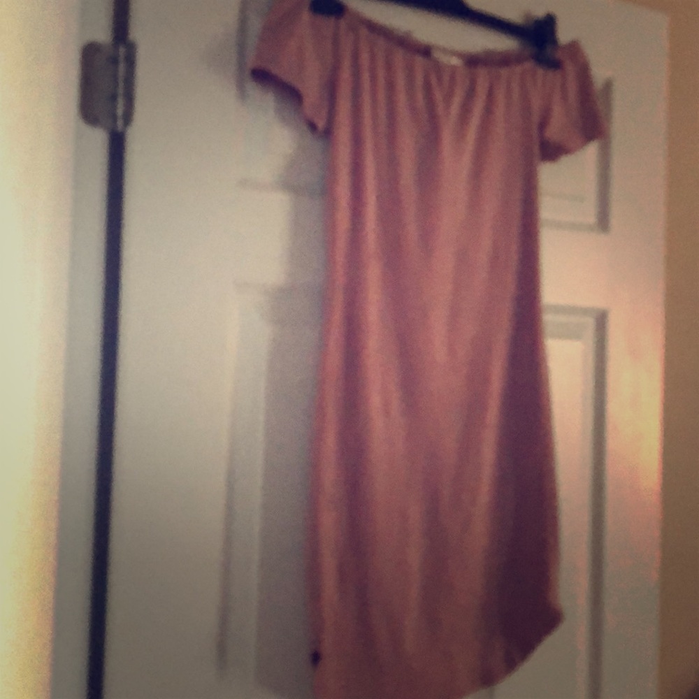 Shoulder dress